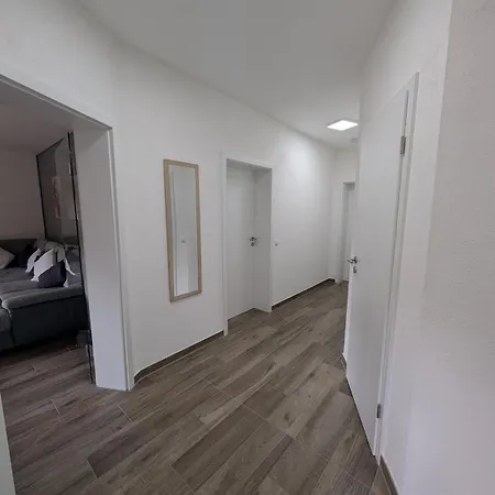 Apartamento Hornblick Mit 1 Doppelbett Und 2 Schlafsessel Mindestaufenthalt 2 Naechte Altenahr